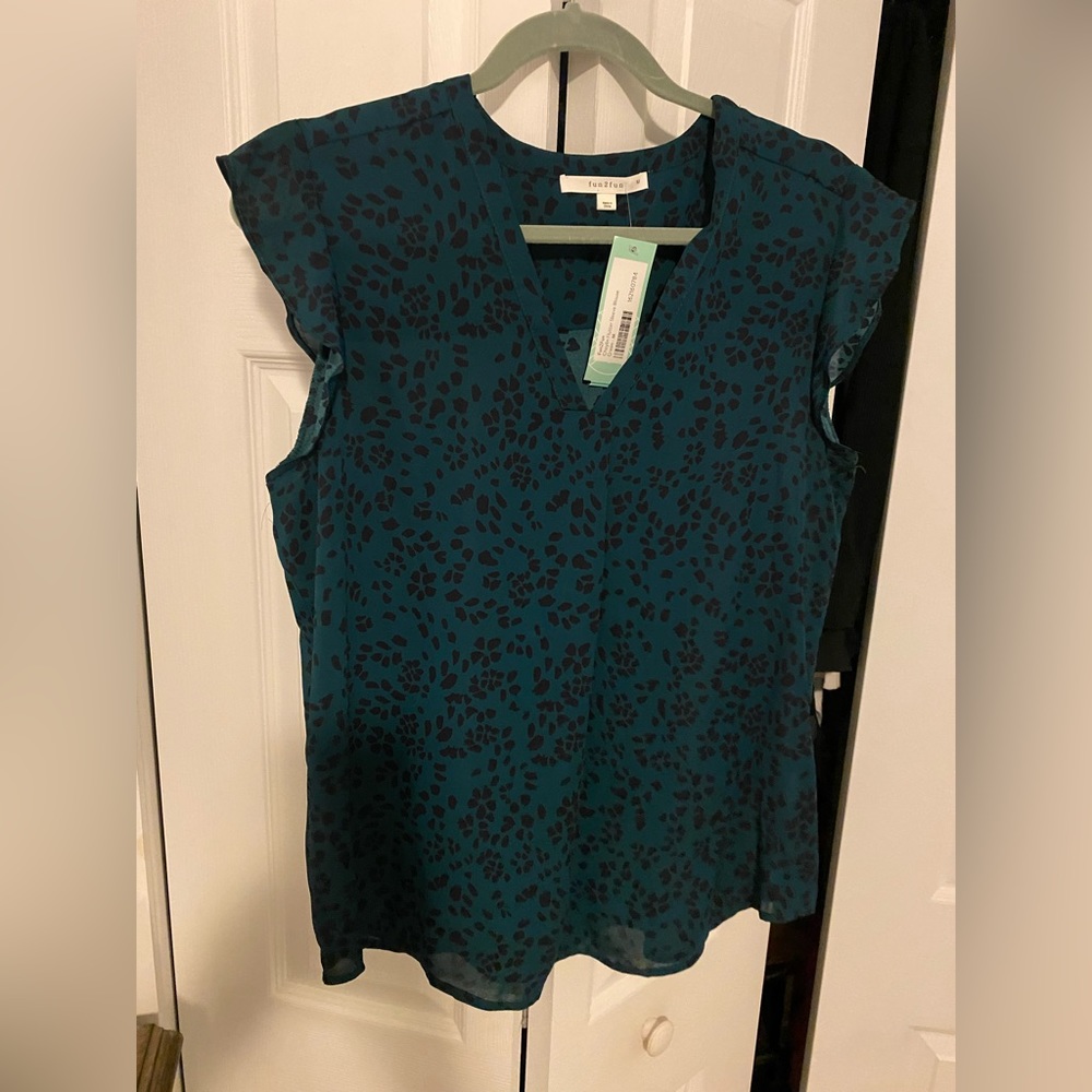 Stitch Fix / fun2fun / Monday Dun- Cheylin Flutter Sleeve Blouse